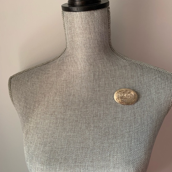 1950s Vintage Bond Boyd Sterling Oval Floral Hand Etched Brooch Pin - Picture 3 of 6